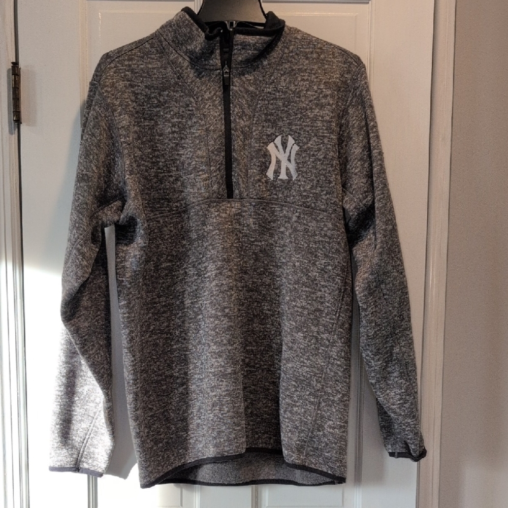 Antigua Dark Gray Pullover